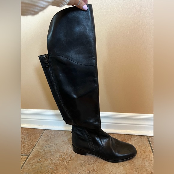 🔥HOST PICK🔥Leather Knee High Bootie - Picture 11 of 12